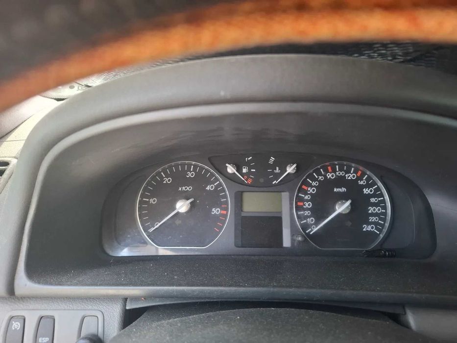 Renault Laguna 2004 (Gasóleo) – 270.000 km