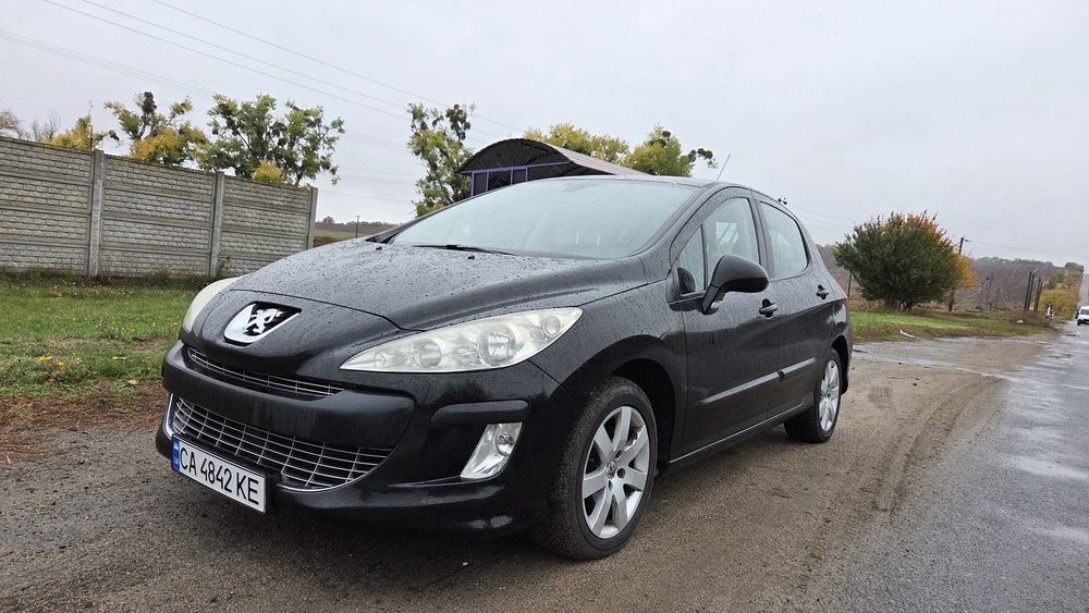 Продам Peugeot 308 2008 року!