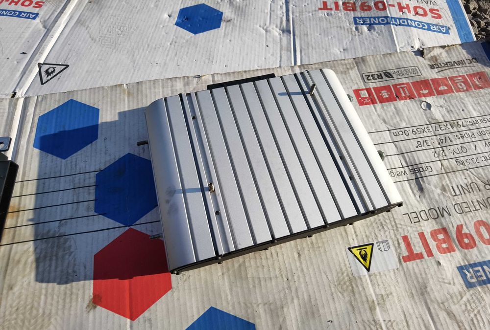 Wzmacniacz amplituner Bang & Olufsen B&G Audi A8 D3