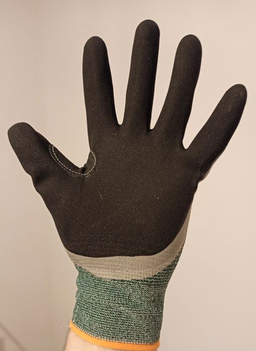 Sprzedam rękawice ATG MaxiCut Oil 34-305