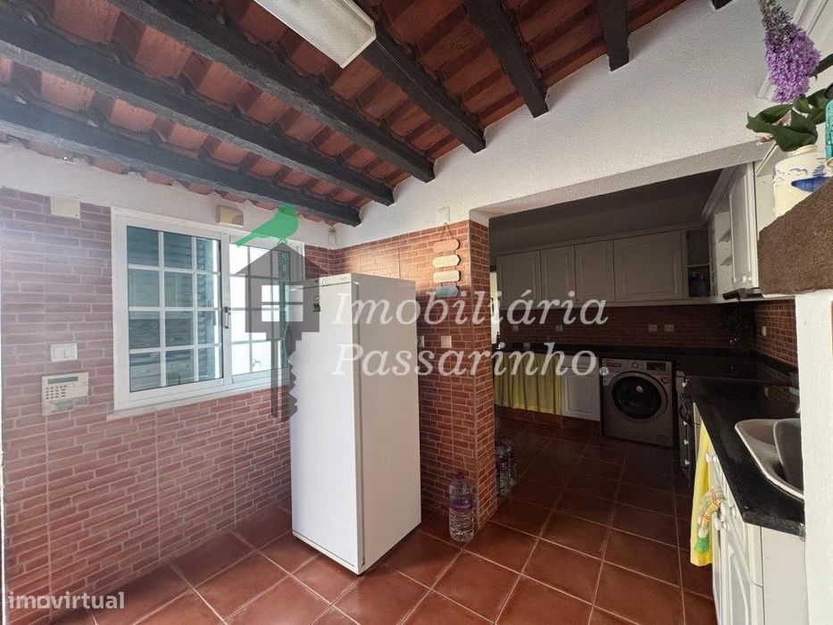 Moradia T3 isolada c/anexo - Aroeira