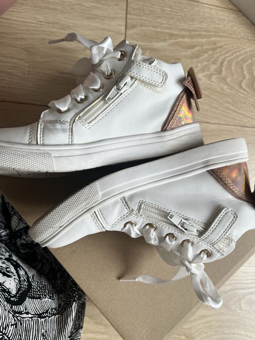 Sneakersy friboo biale kokardka dziewcznyka 30