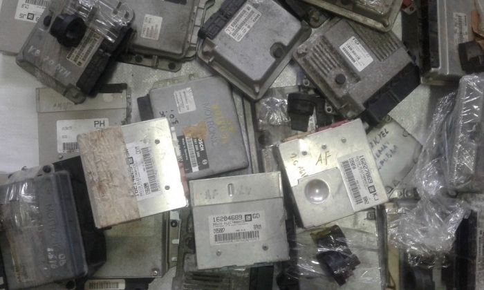 Блок управління ЕБУ мозги Opel Astra Vectra Omega Zafira Insignia