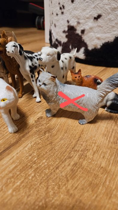 Zabawkowe zwierzątka koty psy mix