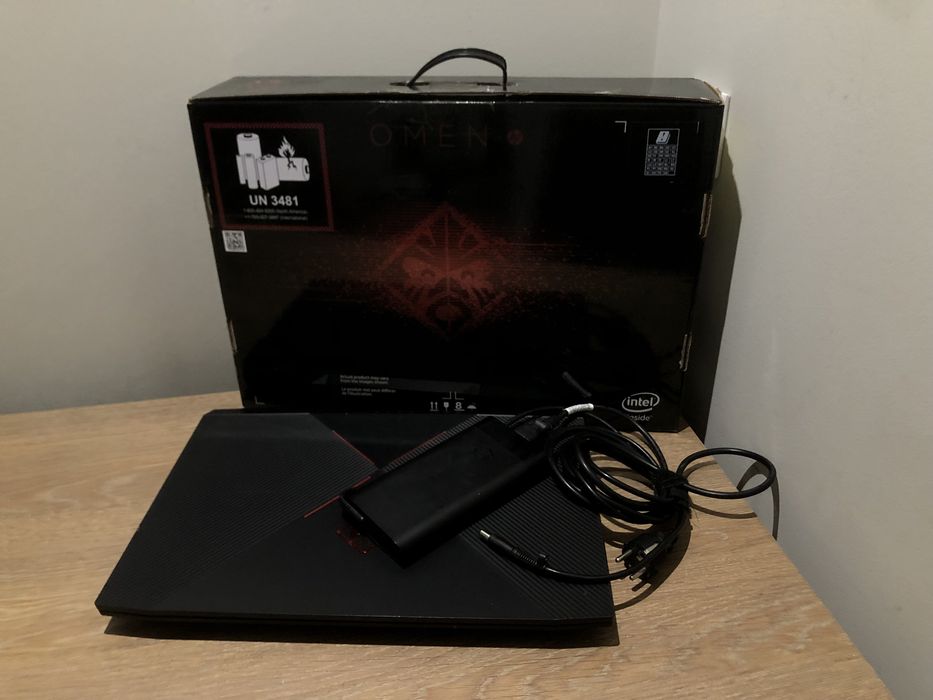 Portátil Gaming OMEN I7 - GTX1060 - 16RAM - 250GB SSD + 412GB HD