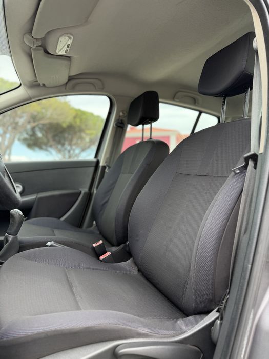Renault Clio 1.2 - 120.000km - Garantia 18 meses