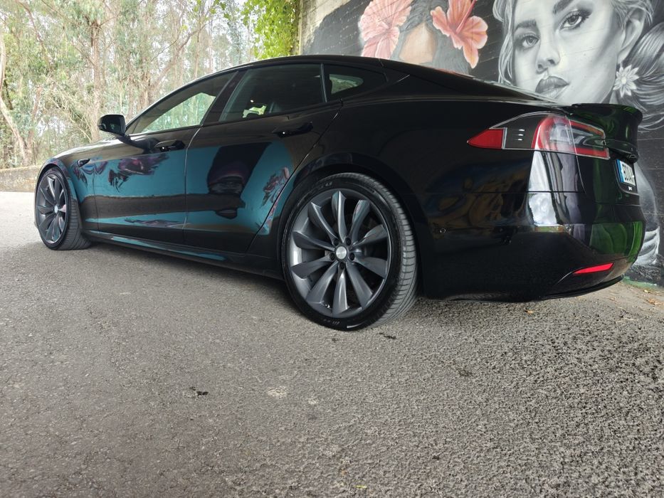 Tesla Model S — fotografia 5