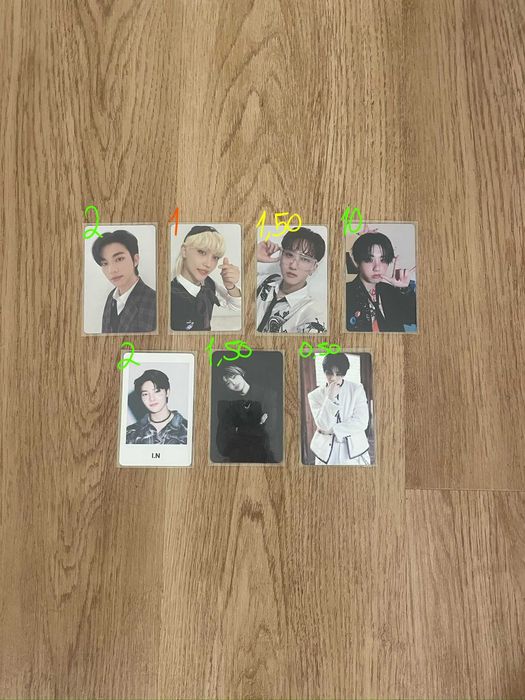 jeongin/stray kids photocards