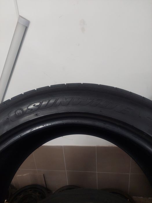 Комплект літньої гуми літо літня R20 275 45