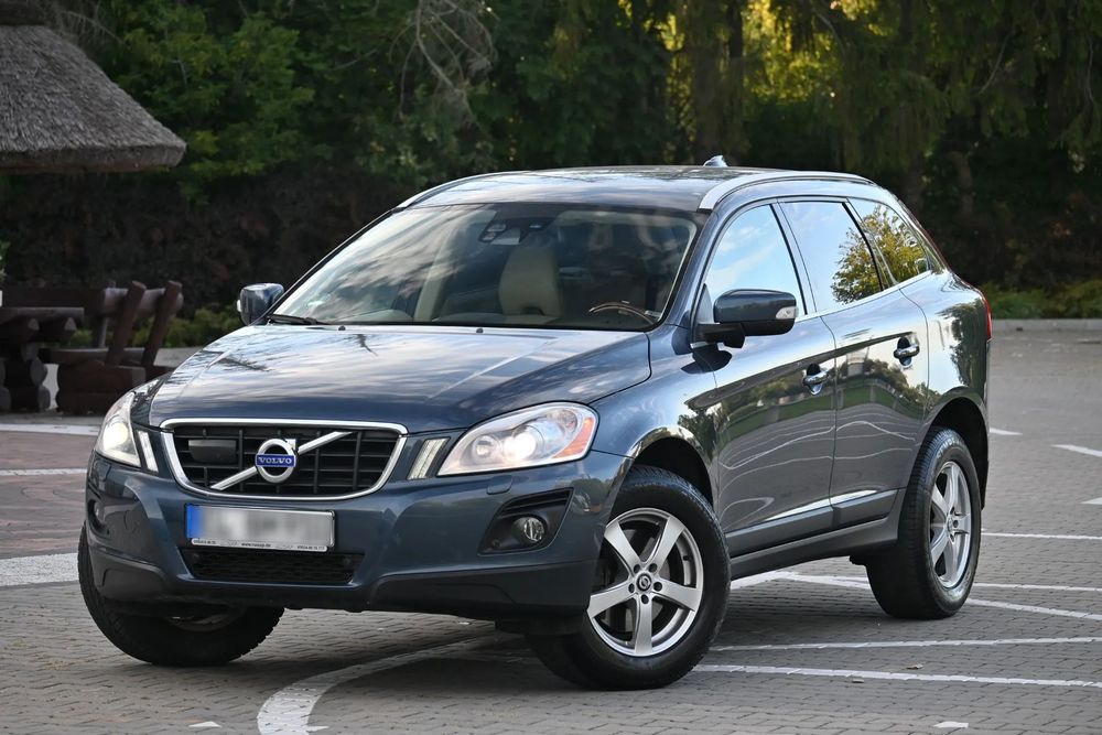 Volvo XC 60 2.4Diesel*175KM*HAK*BLISY*Navi*FullWypas*Superstan