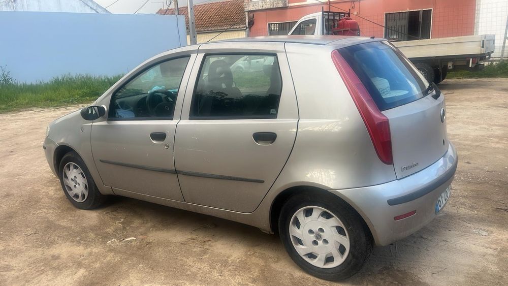 Fiat Punto 2004 no estado