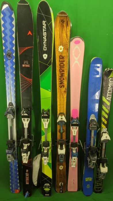 Розпродаж комплектів для скітуру, лижі скітур