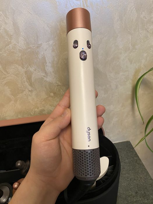 Продам стайлер Dyson Дайсон