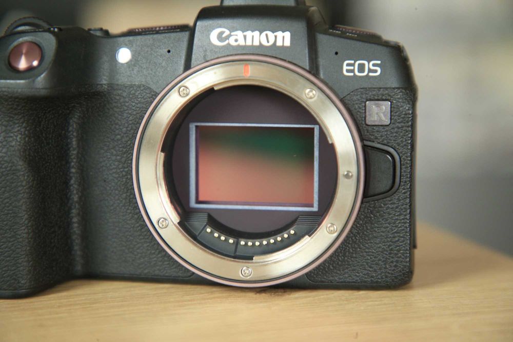 Bezlusterkowiec canon EOS RP