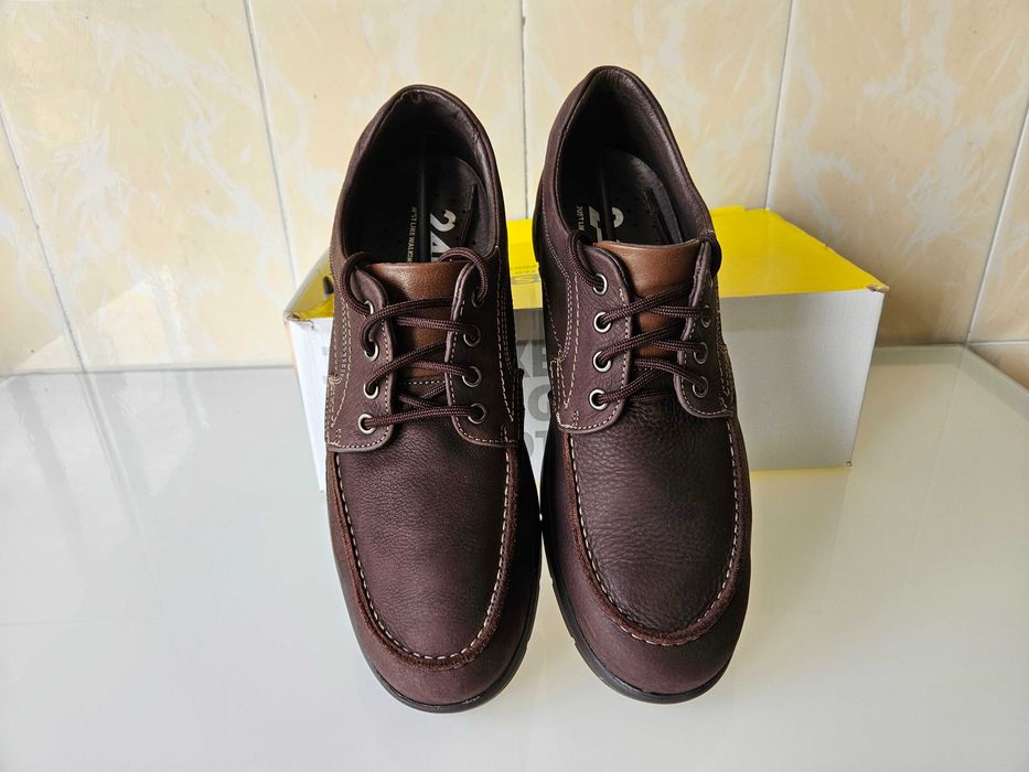 Sapatos Homem 24 HRS tamanho 42