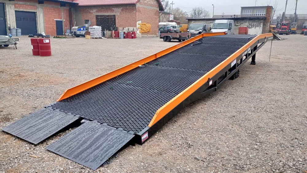 Mobilna rampa , platforma najazd do kontenera 10 ton