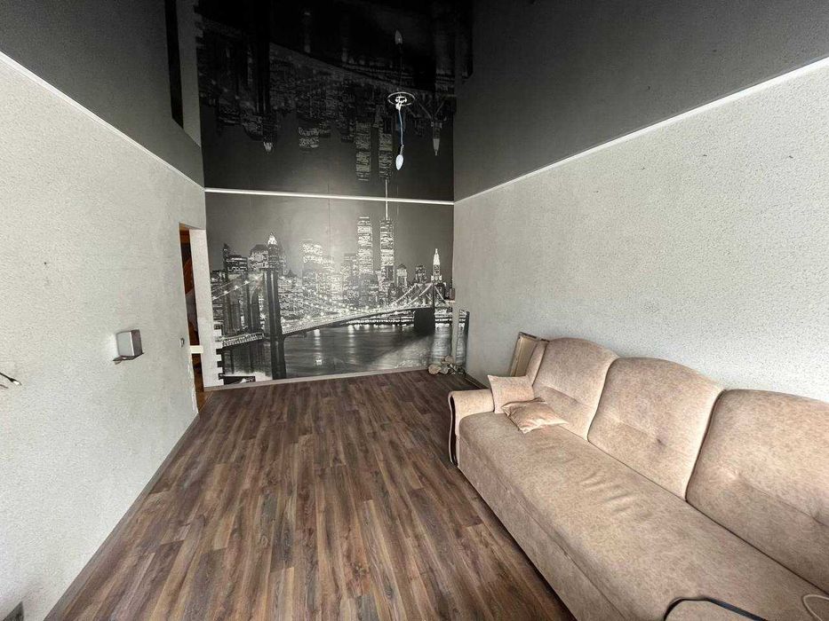 Продаж 3-кімнатної квартири в Луцьку, 33 мікрорайон, вул. Кравчука