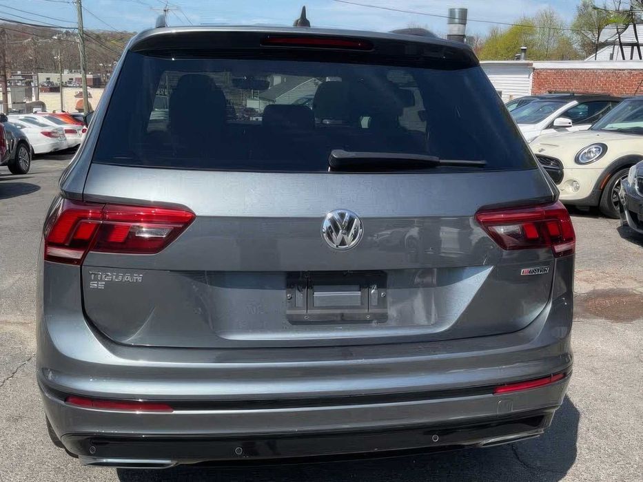 Volkswagen Tiguan      2019