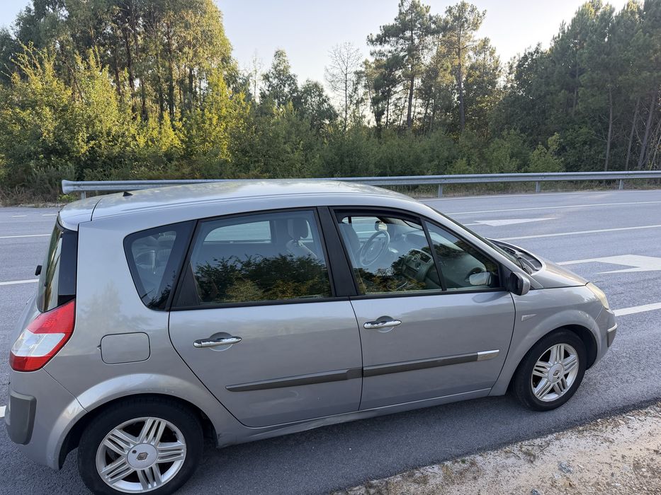 Renault Scénic 1.5 dCi 101cv – 2005