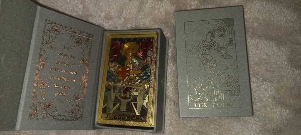 Продаю карти таро
