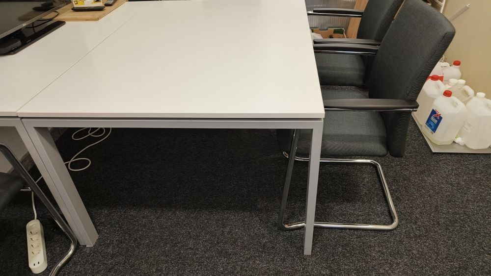 Mesa reuniões / secretaria XL, linha quadra da sotubo