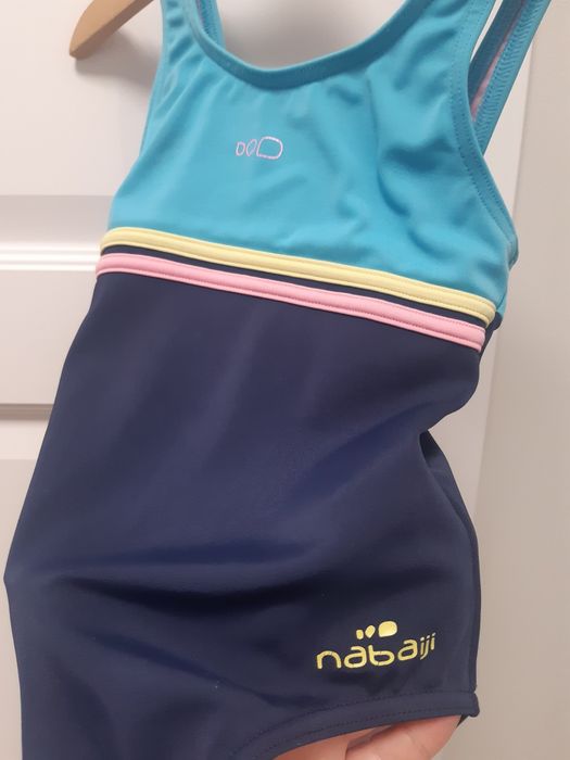 Stroj kąpielowy Decathlon   5-6 lat