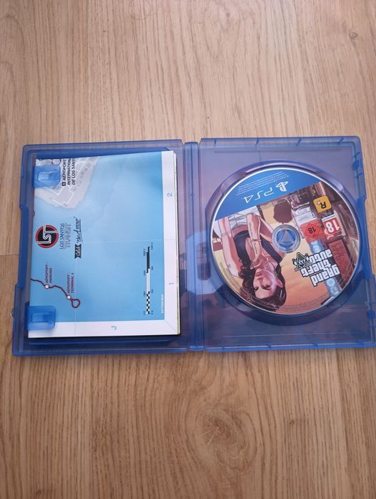 GTA V  PS4/PS5 Stan idealny