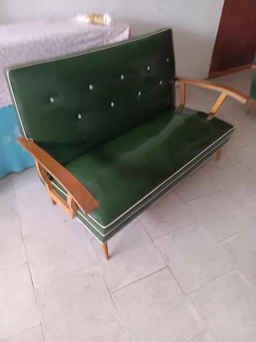 Vendo Sofá vintage + Cadeirão