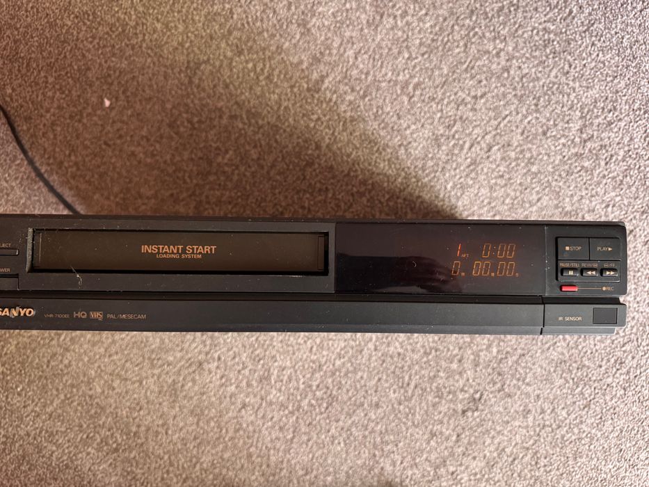 Sanyo Magnetowid VHR7100EE