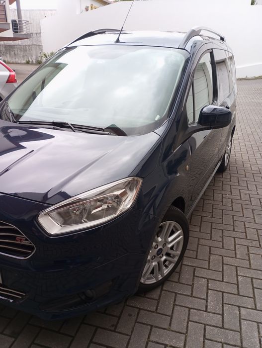 Ford Courier como nova