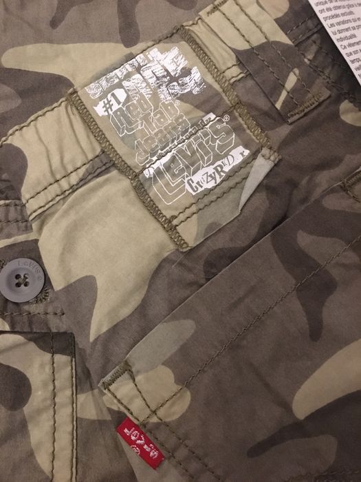 [NOVAS] Levi’s calças e calçoes camuflado Levis criança