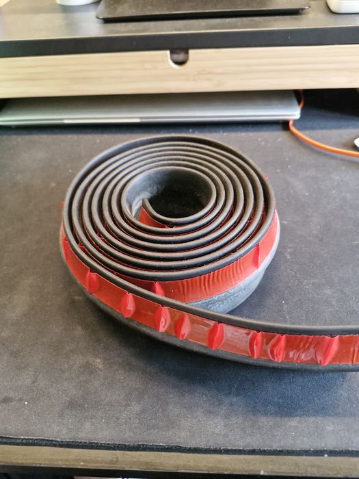 Front liFront lip universal 2,5m

Nunca usado
Entrego em mãos na zona das Caldas da Rainha