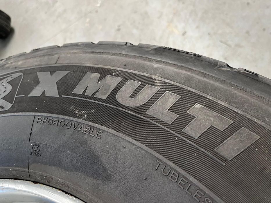 pneus 315/70R22.5