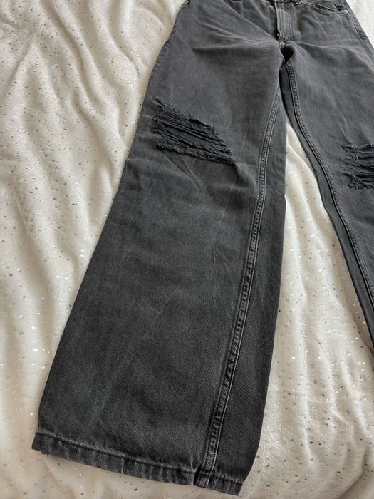 Жіночі рвані джинси