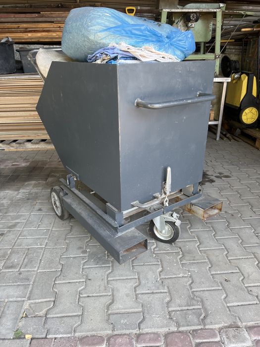 Kontener samowyładowczy, koleba, wózek widłowy widlak