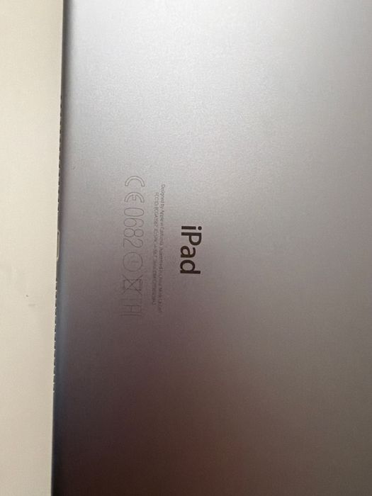 Ipad air 2 Wi-fi + Cellular 16gb