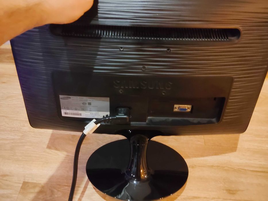 Monitor Samsung SyncMaster B1930