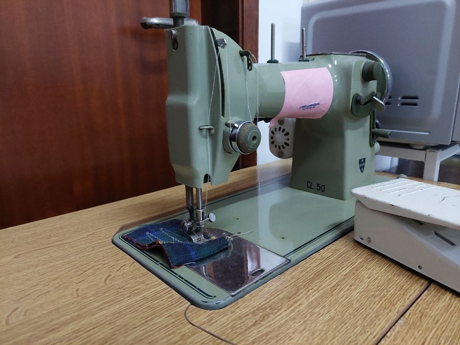 Maquina de costura