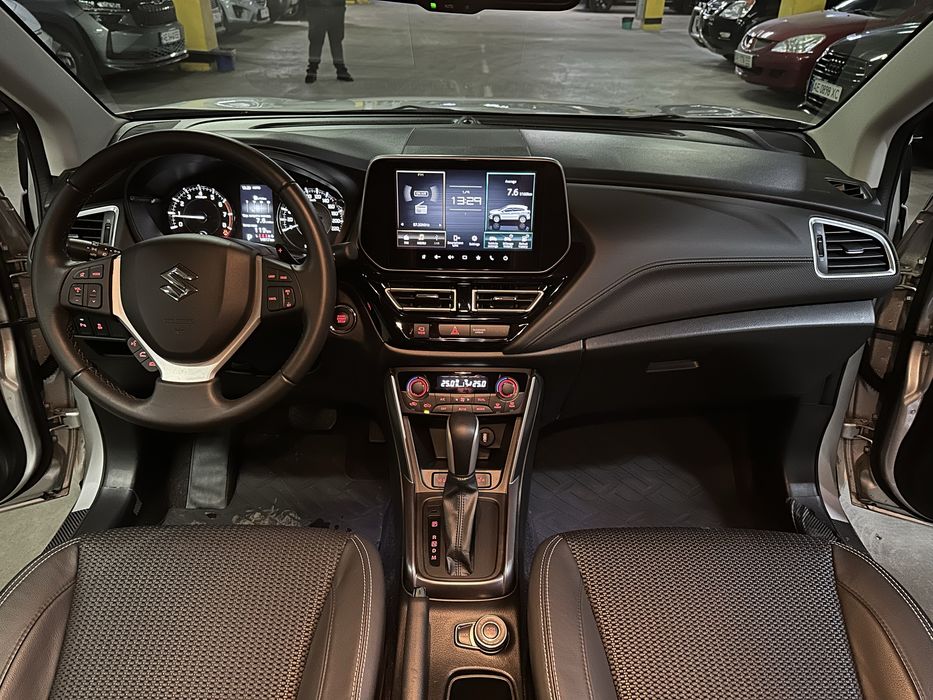 Продам Suzuki S-Cross