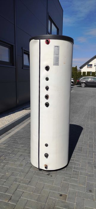 Bojler VIESSMANN 300 L 2 x wężownica SOLAR ocieplony