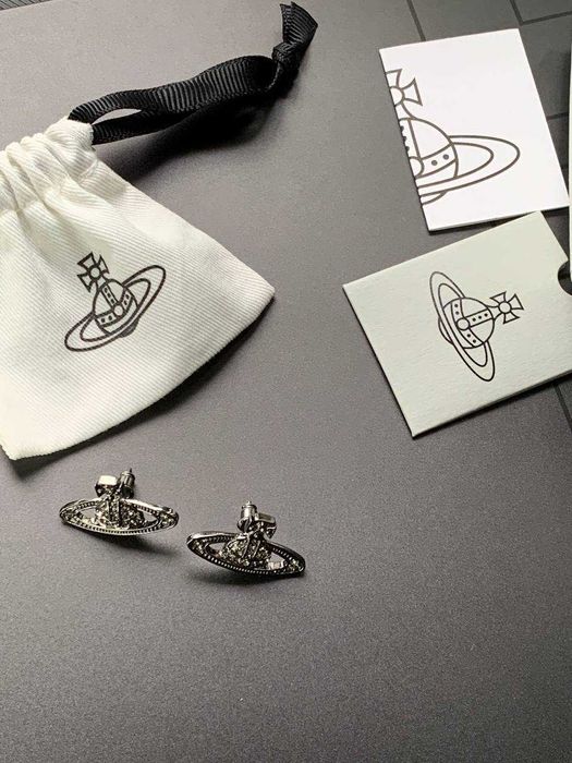 Kolczyki Vivienne Westwood Poznań Antoninek-Zieliniec-Kobylepole