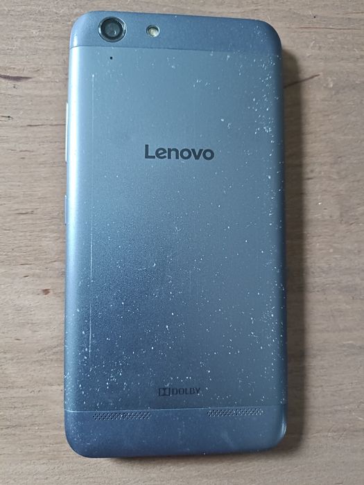 Smartfon Lenovo uszkodzony