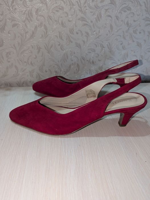 Ralph Harrison Туфлі босоніжки 41 р по уст 27.5 см з носиком ширина 8.