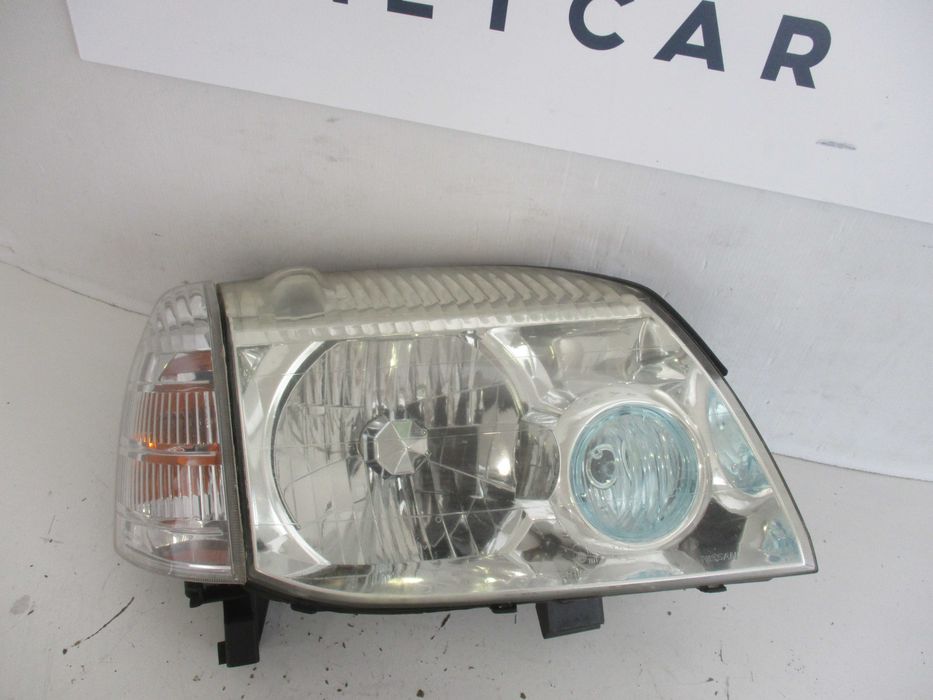 farol optica nissan X Trail 2006