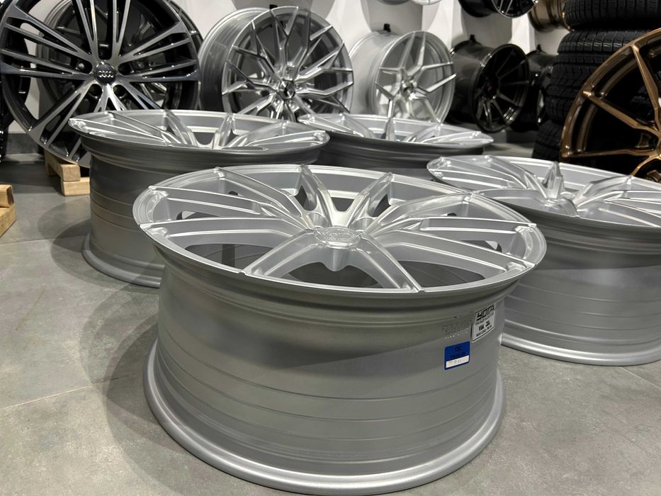 Oryginalne felgi YOTA YP4 20 5x112 9" ET25 + 10" ET35 BMW G30 G31