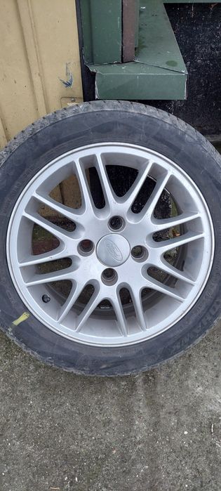 Felgi 15" 4x108, ET 52,5, otwór centrujący 63,8mm