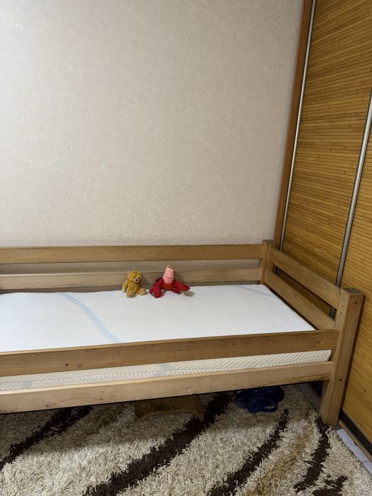Кровать подростковая  деревянная детская с матрасом ліжко підліткове