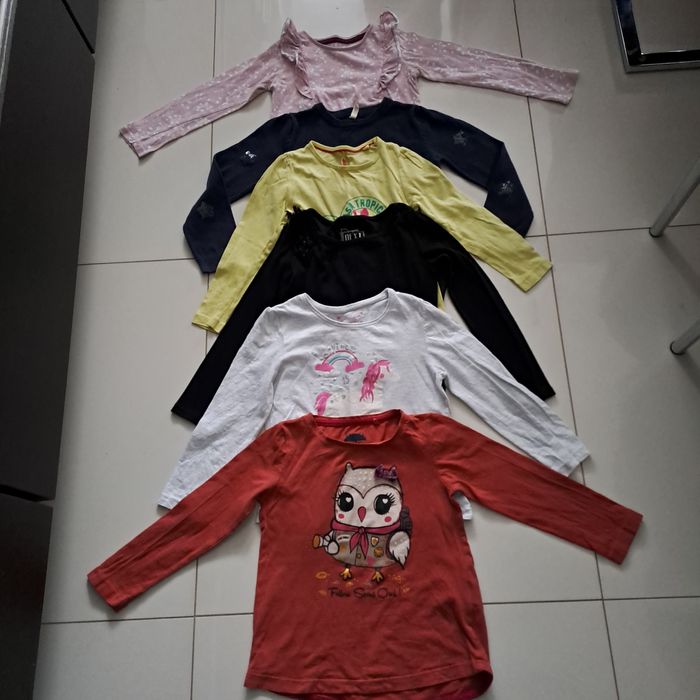 Bluzki dziewczęce rozmiar 110