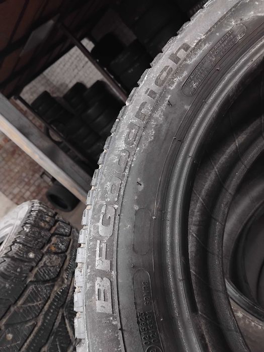Шини бу 215/60 R17 BF Goodrich Urban Terrasn T/A Пара