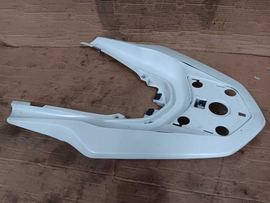 Carenagem pega do pendura Honda PCX125  versão 2021 a 2024